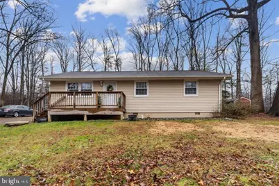 7013 Trails End Road, Manassas, VA 20112 - Photo 2