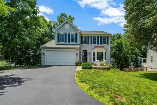 10090 Tummel Falls Dr, Bristow, VA 20136 - Photo 2