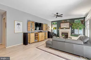 10090 Tummel Falls Dr, Bristow, VA 20136 - Photo 14