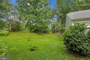13104 Holly Leaf Ct, Woodbridge, VA 22192 - Photo 16