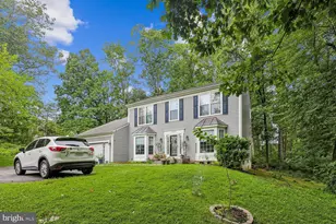 13104 Holly Leaf Ct, Woodbridge, VA 22192 - Photo 4