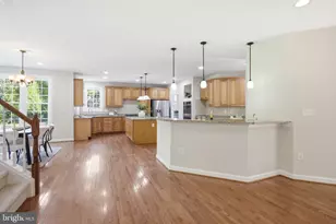4759 Charter Ct, Woodbridge, VA 22192 - Photo 22