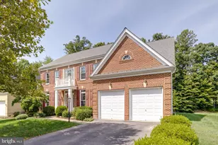 4759 Charter Ct, Woodbridge, VA 22192 - Photo 10