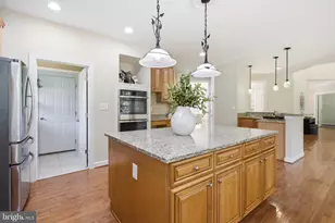 4759 Charter Ct, Woodbridge, VA 22192 - Photo 28