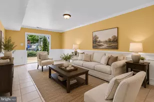 5566 St Charles Dr, Woodbridge, VA 22193 - Photo 14