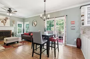 12585 Cricket Ln, Woodbridge, VA 22192 - Photo 16