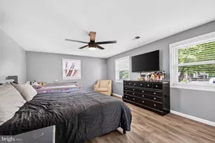13881 Langstone Dr, Woodbridge, VA 22193 - Photo 12