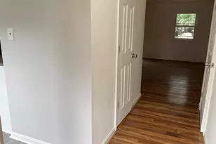2023 Mayflower Dr, Woodbridge, VA 22192 - Photo 4