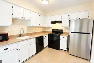10395 Rapidan Ln, Manassas, VA 20109 - Photo 6