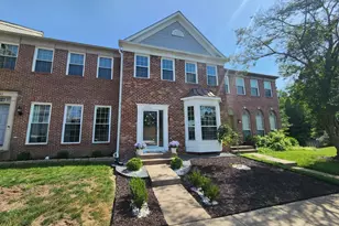 11739 Gascony Pl, Woodbridge, VA 22192 - Photo 2