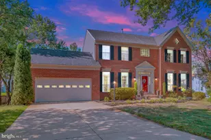 18849 Beaten Path Ct, Triangle, VA 22172 - Photo 1