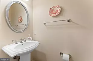 16505 Murray Pl, Woodbridge, VA 22191 - Photo 18