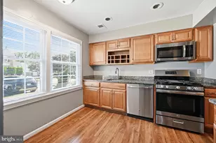 12571 Plymouth Ct, Woodbridge, VA 22192 - Photo 4