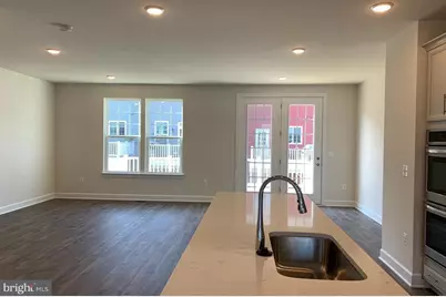 10632 Hinton Way, Manassas, VA 20112 - Photo 2