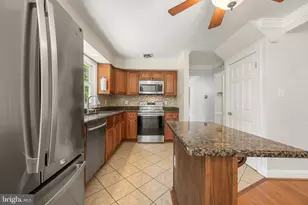 13204 Nickleson Dr, Woodbridge, VA 22193 - Photo 6
