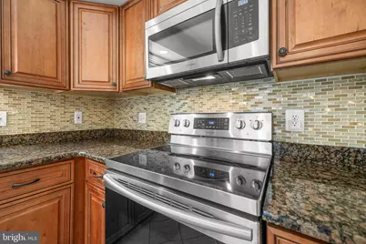 13204 Nickleson Drive, Woodbridge, VA 22193 - Photo 4