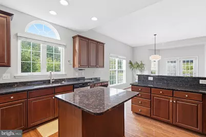 8720 Lords View Loop, Gainesville, VA 20155 - Photo 8