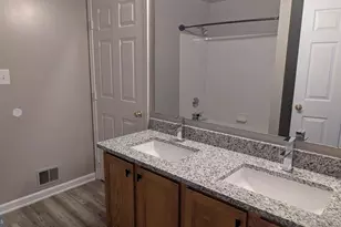 1875 Tiger Lily Cir, Woodbridge, VA 22192 - Photo 10