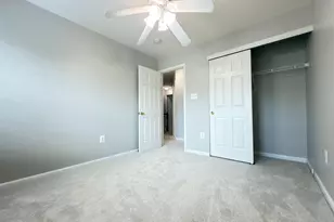14216 Legend Glen Ct, Gainesville, VA 20155 - Photo 18