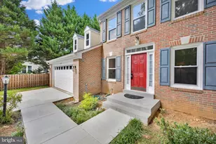 16658 Malory Ct, Dumfries, VA 22025 - Photo 2