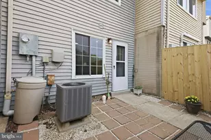 1642 Devil Ln, Woodbridge, VA 22192 - Photo 32