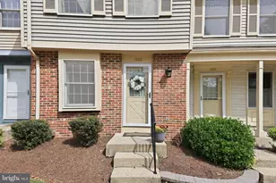 1642 Devil Ln, Woodbridge, VA 22192 - Photo 2