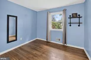 9601 Greenview Ln, Manassas, VA 20109 - Photo 10