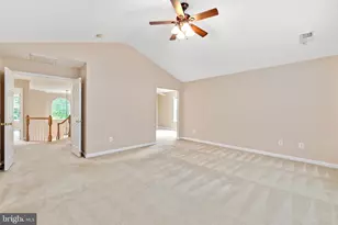 9036 Woodpecker Ct, Gainesville, VA 20155 - Photo 38