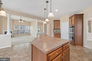 9036 Woodpecker Ct, Gainesville, VA 20155 - Photo 20