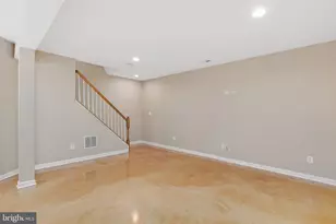 9036 Woodpecker Ct, Gainesville, VA 20155 - Photo 52