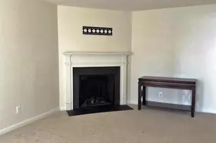 15332 Kensington Park Dr, Woodbridge, VA 22191 - Photo 14