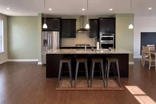 7437 Cedarwood Grove Ln, Manassas, VA 20109 - Photo 4