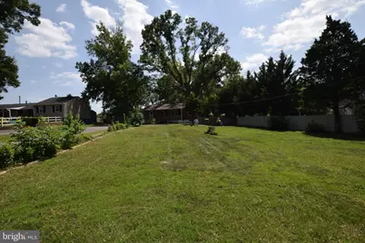 8721 Yorkshire Lane, Manassas, VA 20111 - Photo 2