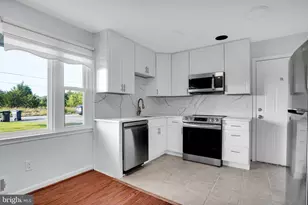 13209 Thornton Dr, Gainesville, VA 20155 - Photo 8