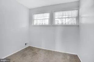 13209 Thornton Dr, Gainesville, VA 20155 - Photo 18