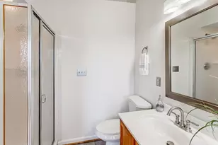 2562 Grayton Ln, Woodbridge, VA 22191 - Photo 14