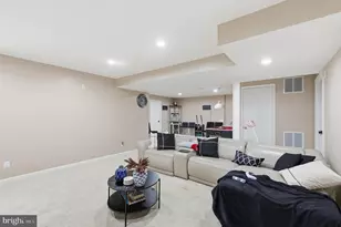 5880 Moonbeam Dr, Woodbridge, VA 22193 - Photo 42