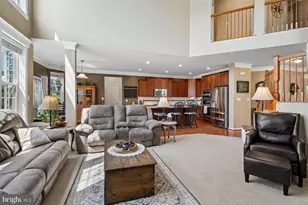 16828 Adrift Ct, Woodbridge, VA 22191 - Photo 10