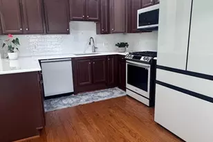 7055 Heritage Hunt Dr, Gainesville, VA 20155 - Photo 2