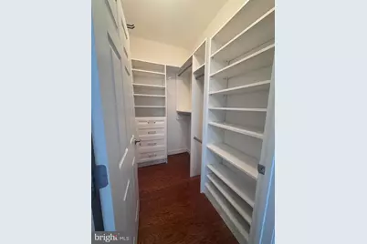 7055 Heritage Hunt Drive #111, Gainesville, VA 20155 - Photo 6