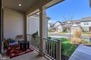 15563 Blue Lotus Ln, Haymarket, VA 20169 - Photo 4