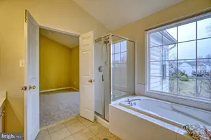 11598 Tolson Pl, Woodbridge, VA 22192 - Photo 14