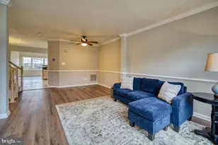 11598 Tolson Pl, Woodbridge, VA 22192 - Photo 2
