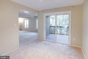 12303 Mulberry Ct, Woodbridge, VA 22192 - Photo 20