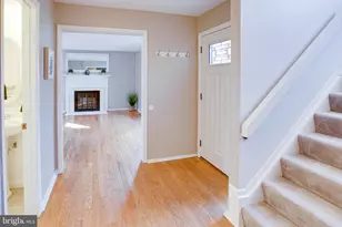 12303 Mulberry Ct, Woodbridge, VA 22192 - Photo 6