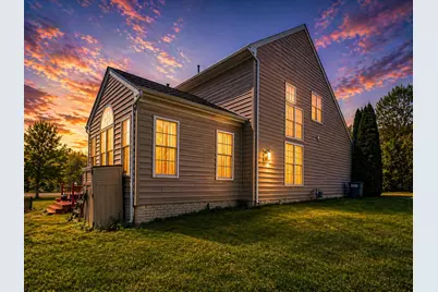 19237 Potomac Crest Drive, Triangle, VA 22172 - Photo 6