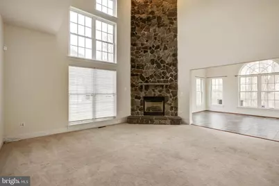 19237 Potomac Crest Drive, Triangle, VA 22172 - Photo 10
