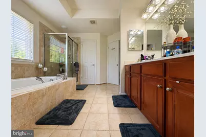 19237 Potomac Crest Drive, Triangle, VA 22172 - Photo 20