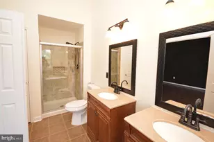 7953 Coachcrest Ct, Manassas, VA 20109 - Photo 32