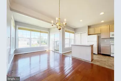 8118 Rainwater Circle, Manassas, VA 20111 - Photo 4